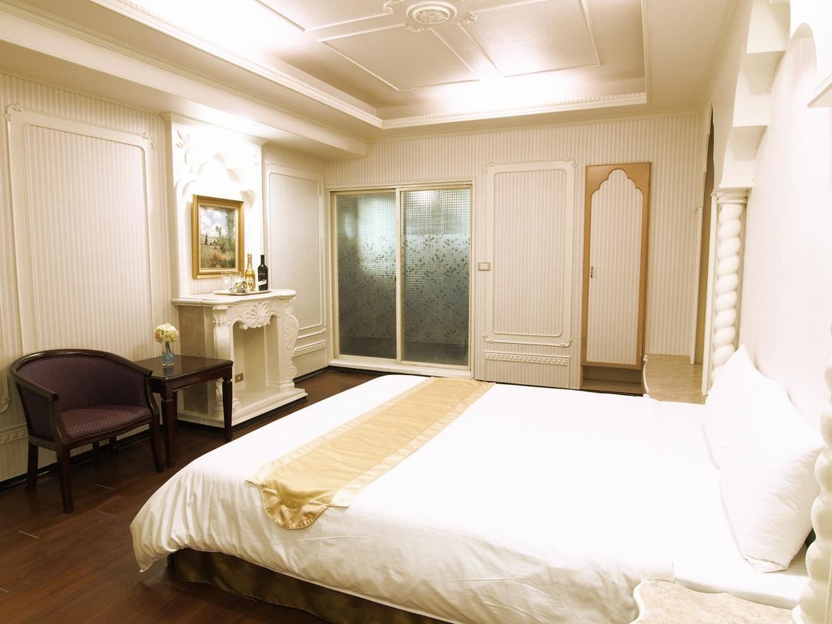 Yi Pin Yuan Hotel Tainan Bagian luar foto